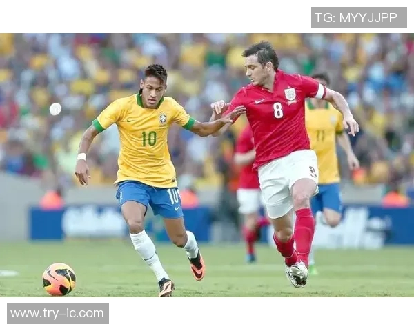 足球明星在场外的生活揭秘与他们的兴趣爱好探索